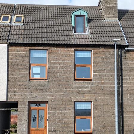 2 Bedroom Townhouse With Seaview On The Nc500 Wick Wick  Bagian luar foto