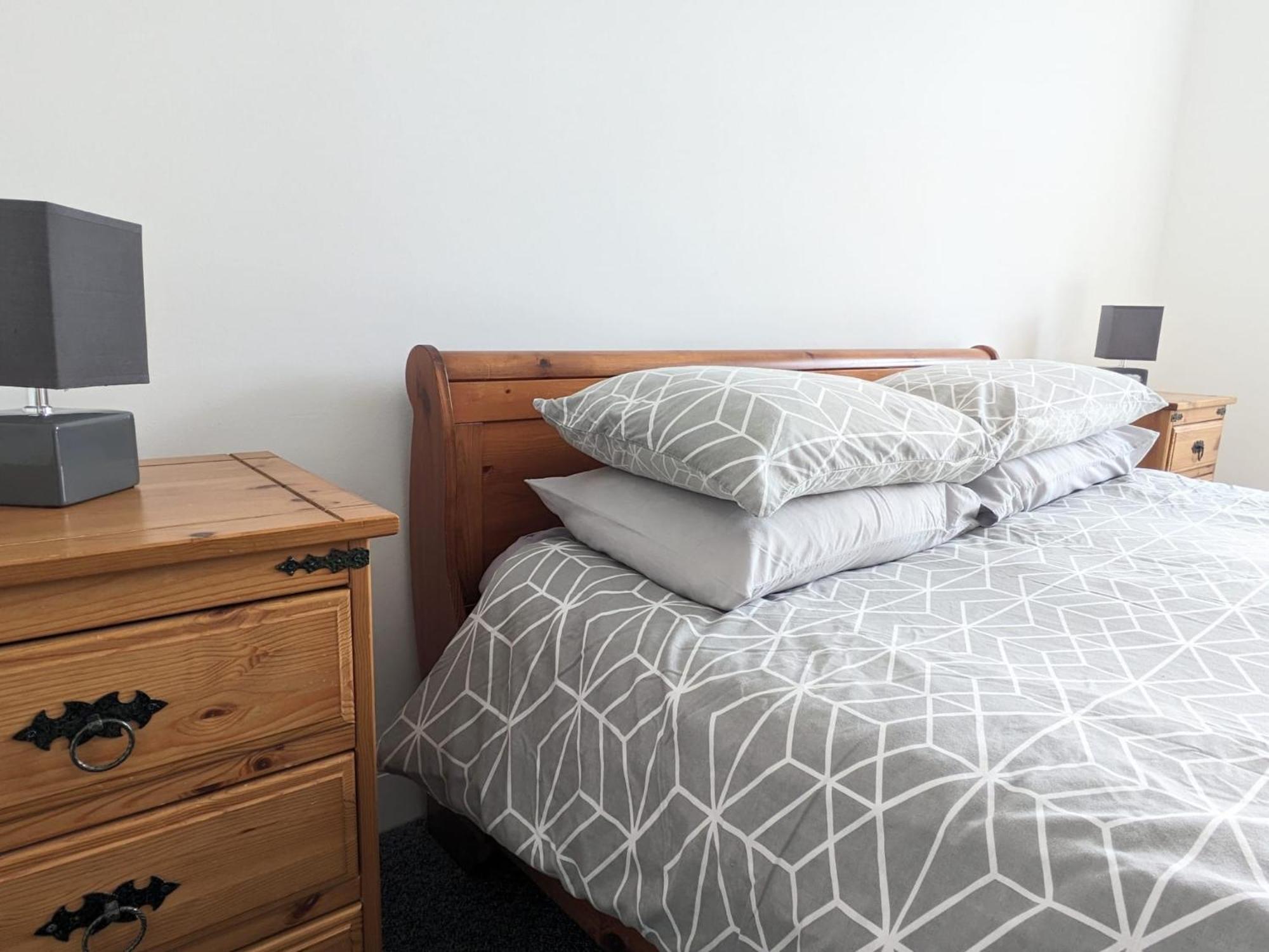 2 Bedroom Townhouse With Seaview On The Nc500 Wick Wick  Bagian luar foto