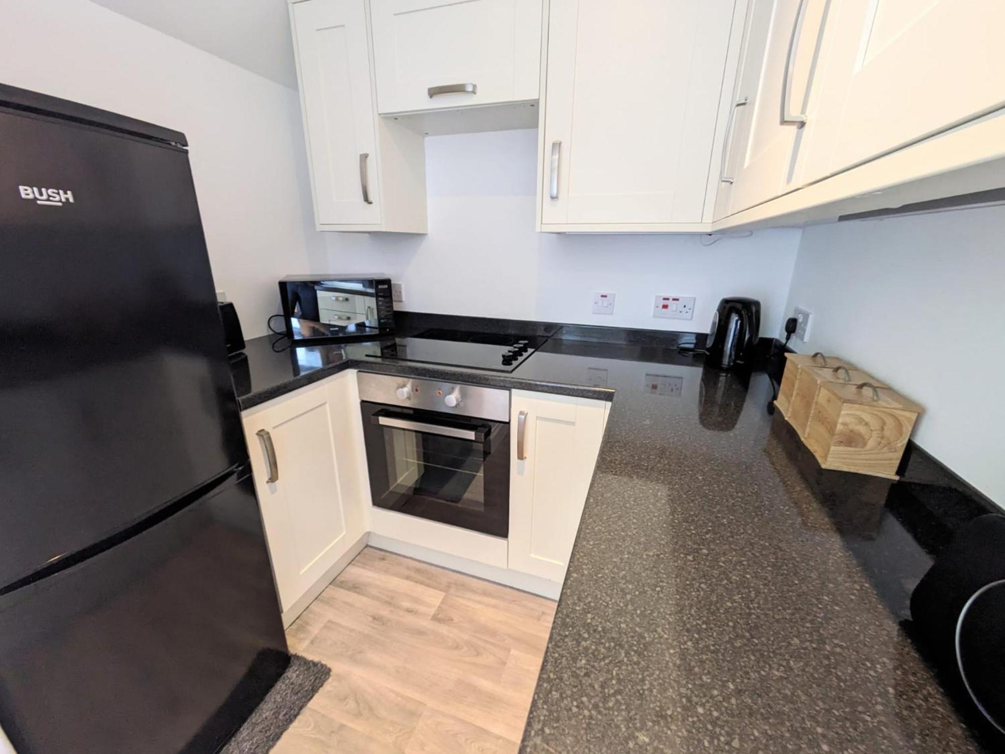 2 Bedroom Townhouse With Seaview On The Nc500 Wick Wick  Bagian luar foto